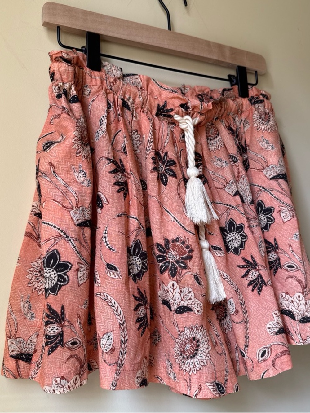 NWT | ULLA JOHNSON Spring Summer 2022
Bijou Floral Cotton Short in Primrose